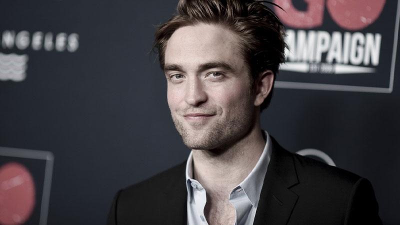 นักแสดง Robert Pattinson หายจากโรคโควิด 19 แล้ว